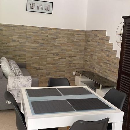 Villa Serenice - F2 Au Calme, Climatise, Wifi Et Parking Gratuit Εξωτερικό φωτογραφία
