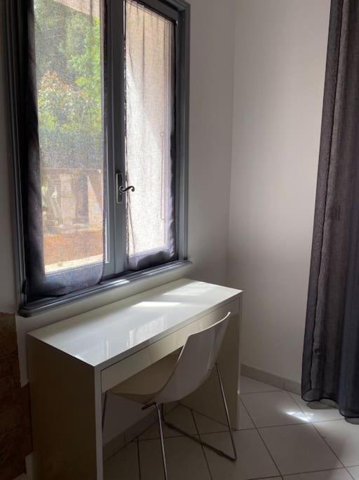 Villa Serenice - F2 Au Calme, Climatise, Wifi Et Parking Gratuit Εξωτερικό φωτογραφία